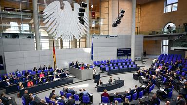 Bundestag stimmt europäischer Asylreform zu