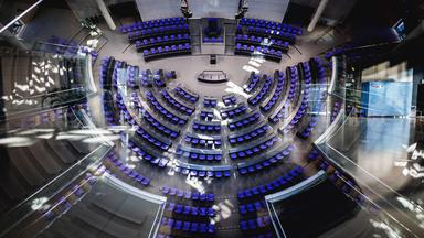 Der Plenarsaal des deutschen Bundestag am 18.03.2025