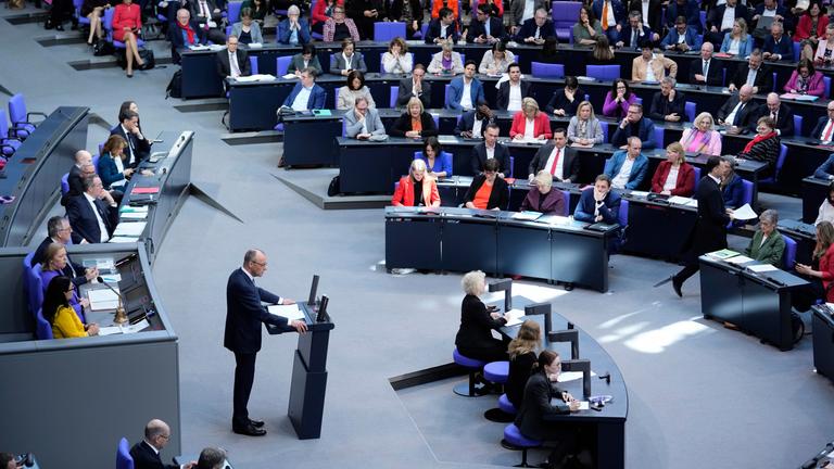 Bundestag zur Abstimmung über die Schuldenbremse