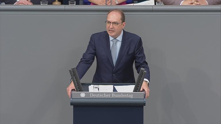 Alexander Dobrindt im Bundestag