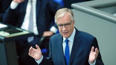 Berlin: Dietmar Bartsch (Die Linke) spricht bei der Sitzung des Bundestags zu Beginn der Haushaltswoche.