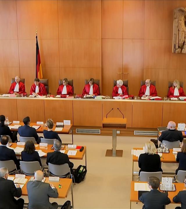 Karlsruhe urteilt zu AfD-Klage