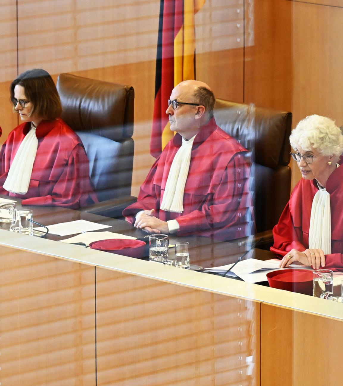 Richter des zweiten Senats des Bundesverfassungsgerichts. (Archiv)