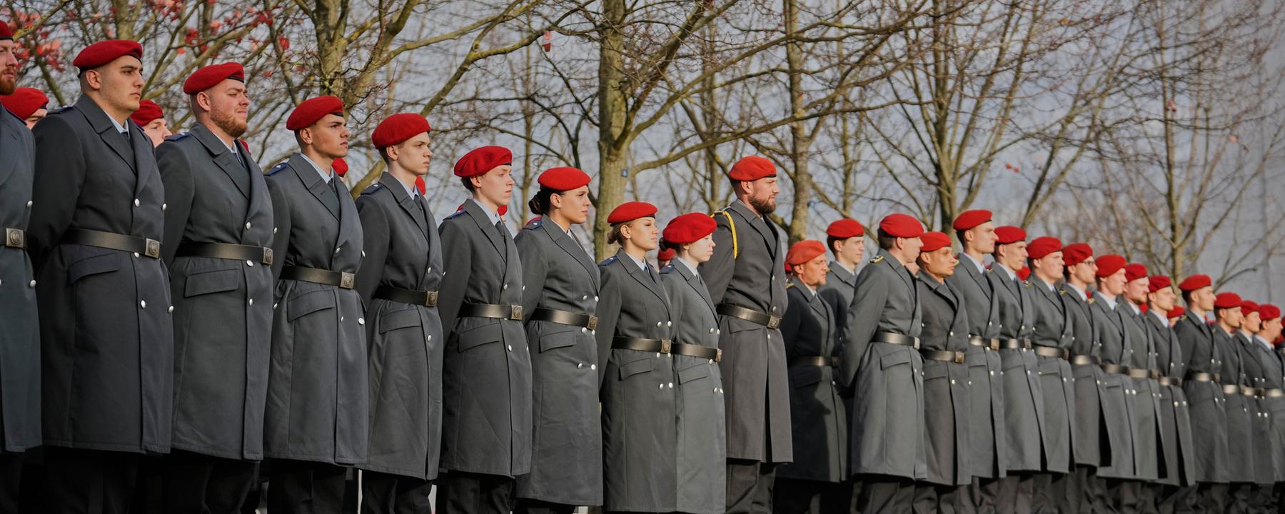 Soldaten bei der Zeremonie der Bundeswehr