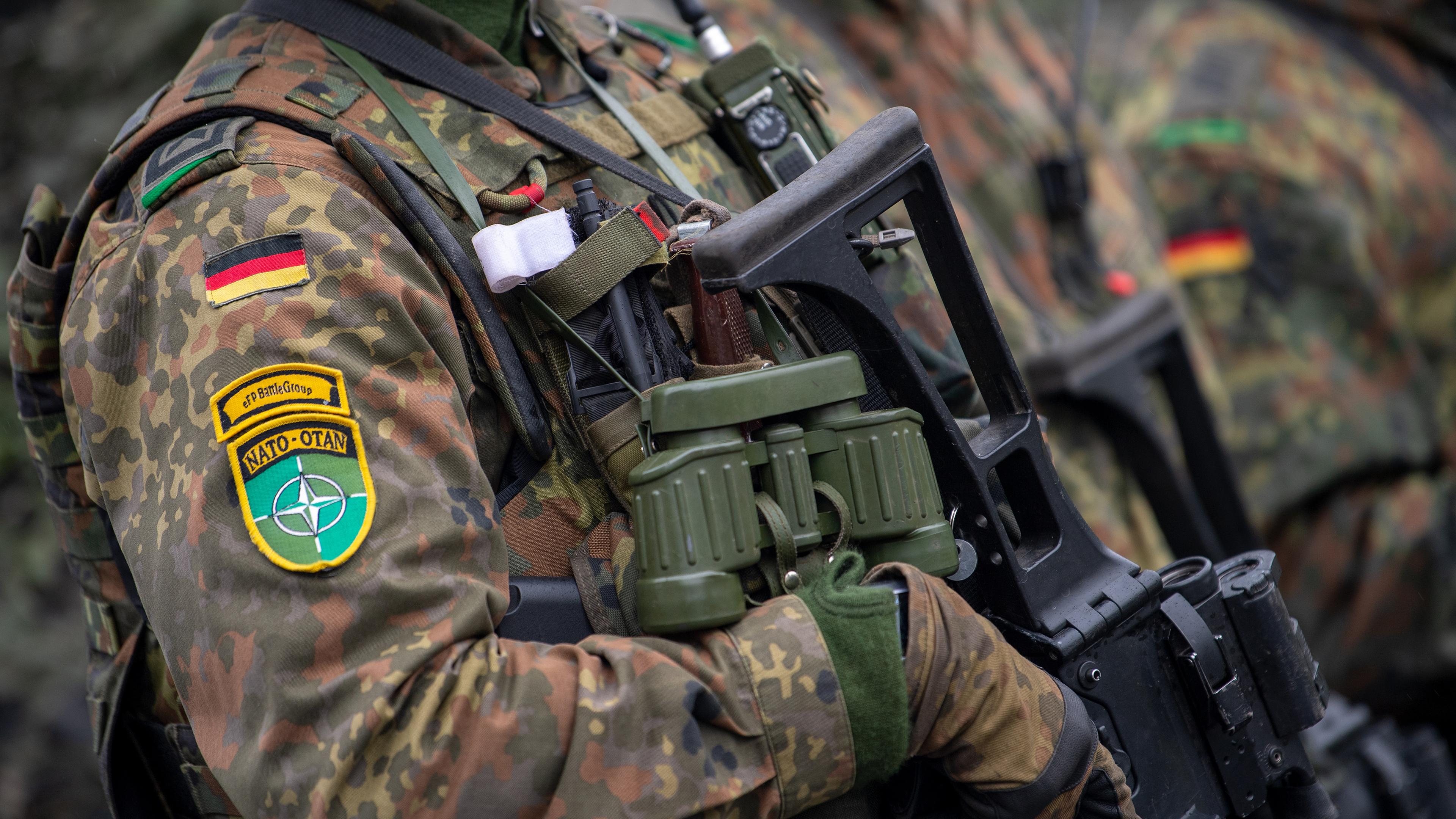 Litauen, Rukla: Soldaten der Enhanced Forward Presence (eFP) Battle Group in voller Ausrüstung. (Archivbild)