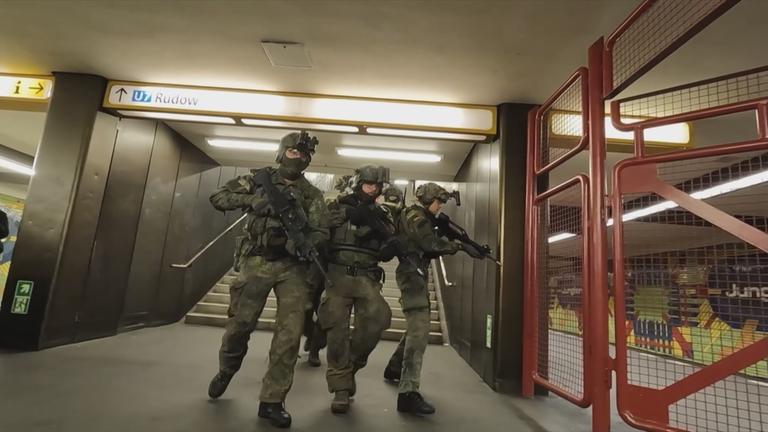 Das Wachbataillon der Bundeswehr probt in Berlin