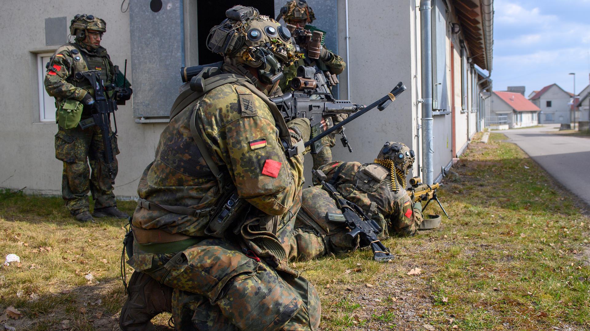 Großübung 'Bastion Lion' in Übugsstadt Schnöggersburg