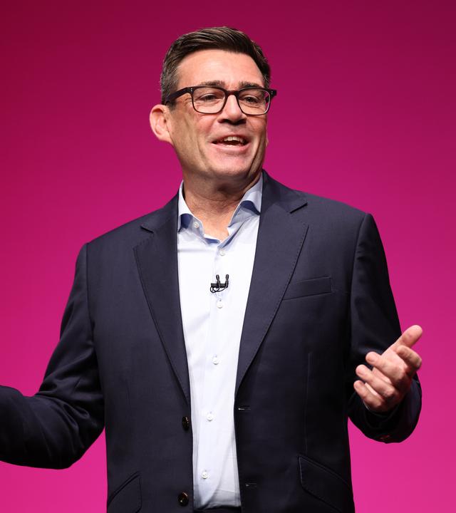 Premierminister Andy Burnham spricht auf der Jahreskonferenz der Labour-Partei.