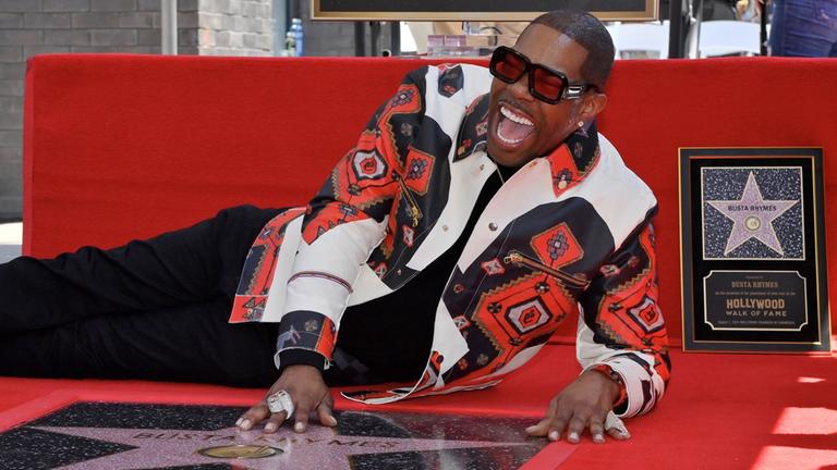 US-Rapper Busta Rhymes bekommt Stern auf Hollywoods "Walk of Fame" 