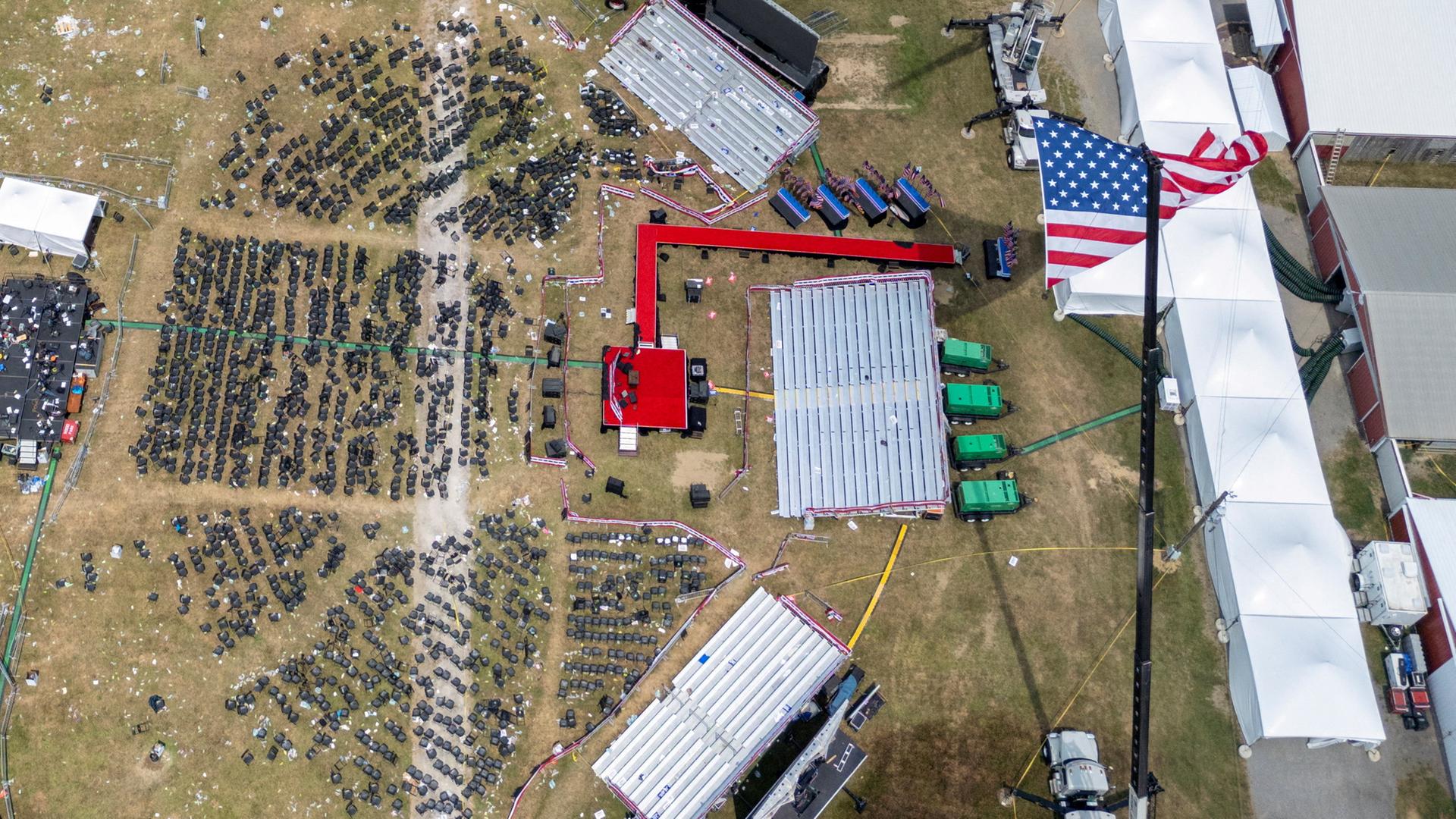 Luftaufnahme vom Gelände des Wahlkampfauftritts Donald Trump in Butler