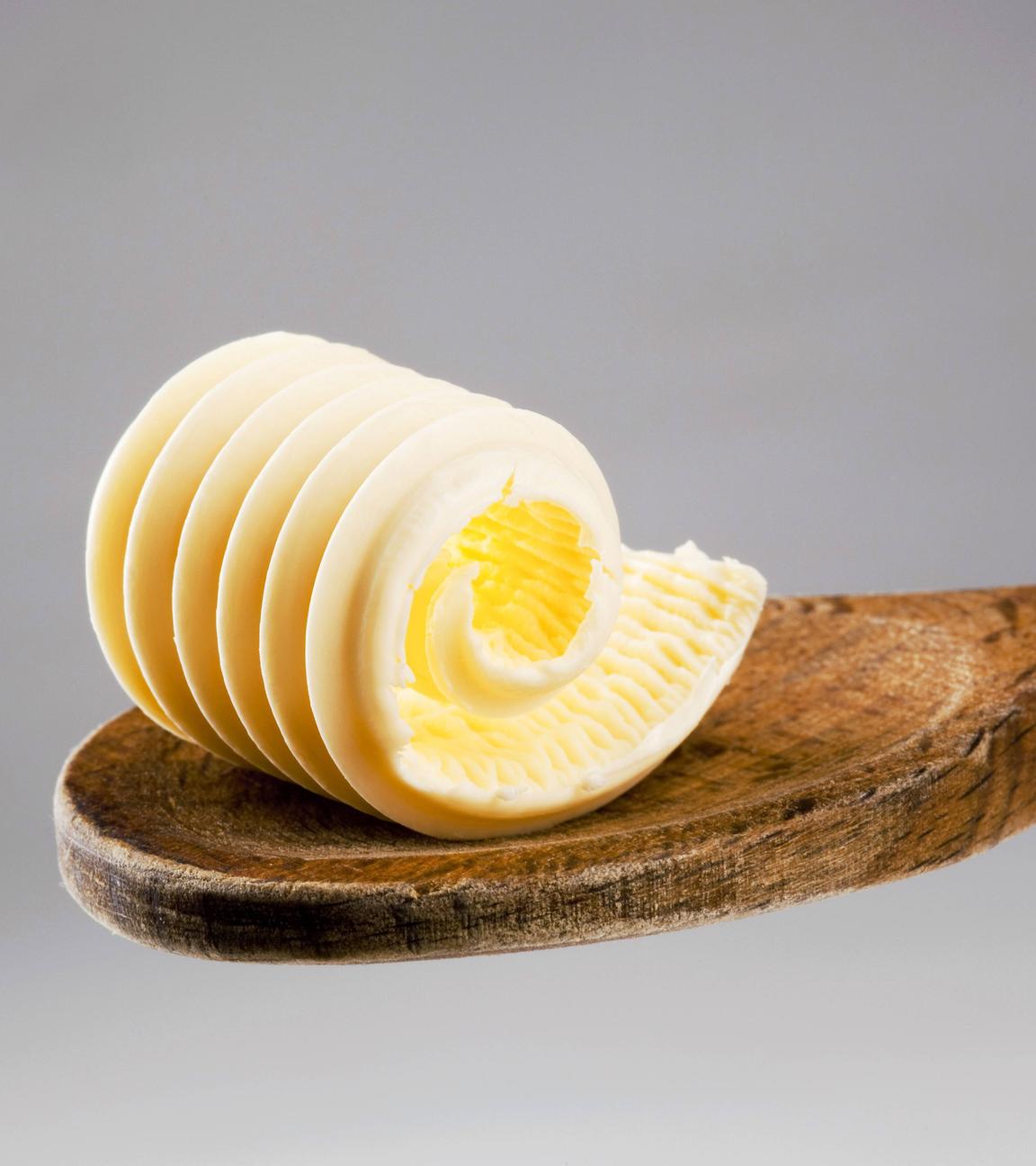 Kochlöffel mit Butter
