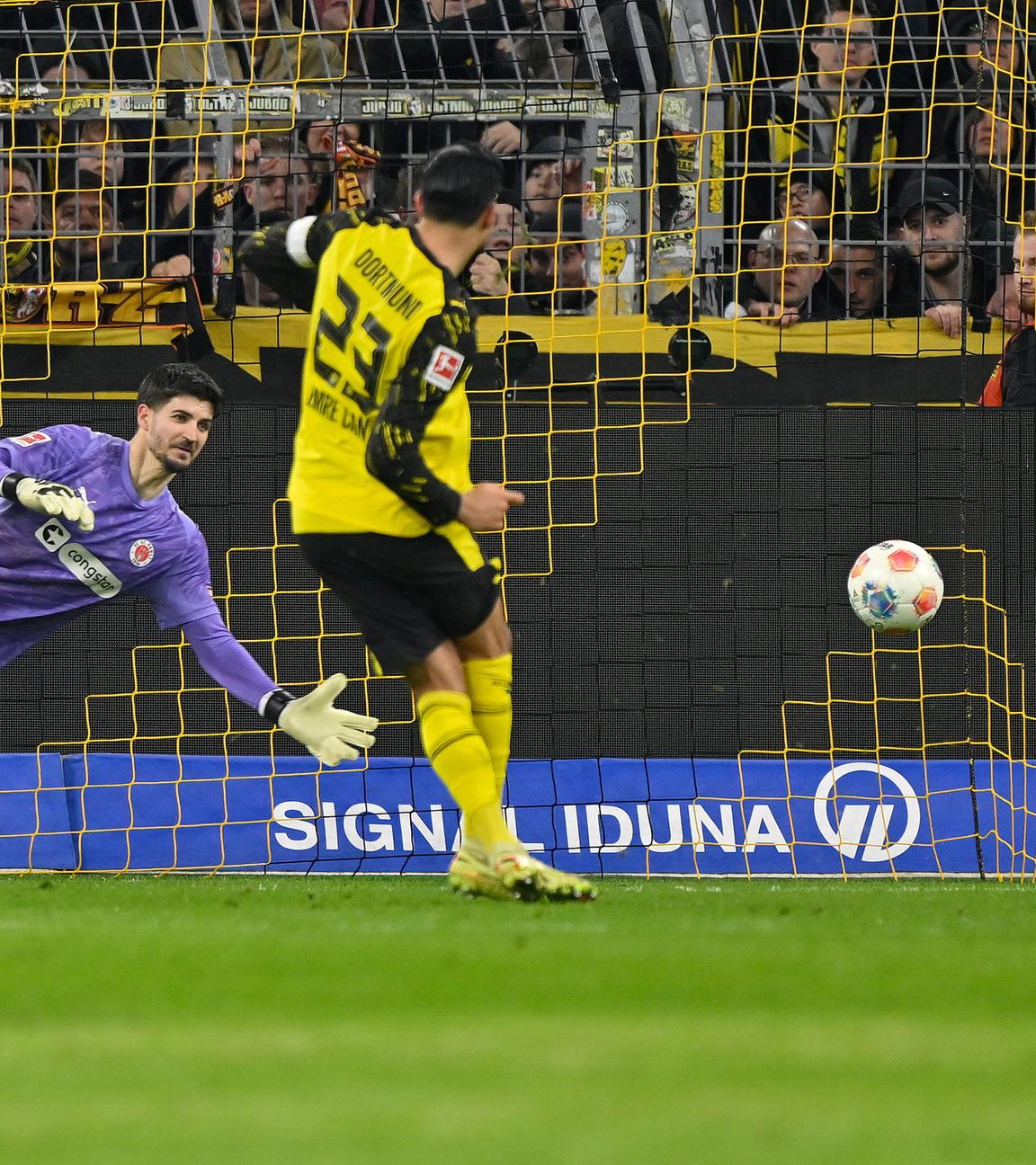 Nikola Vasilj und Emre Can am 17.01.26