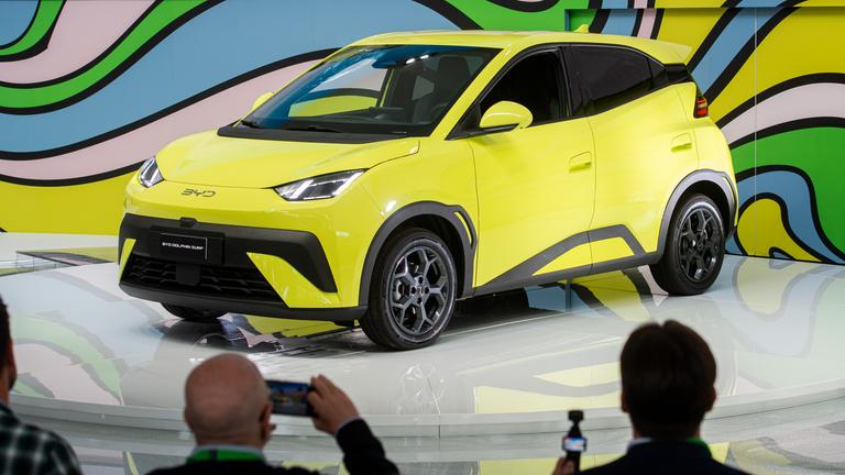 Präsentation des neuen Elektroautos BYD Dolphin Surf, Rom Mittwoch 23. Mai 2025 