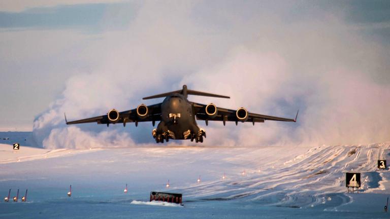 Eine Boeing C-17 Globemaster III des kanadischen Militärs am 08.10.2022.