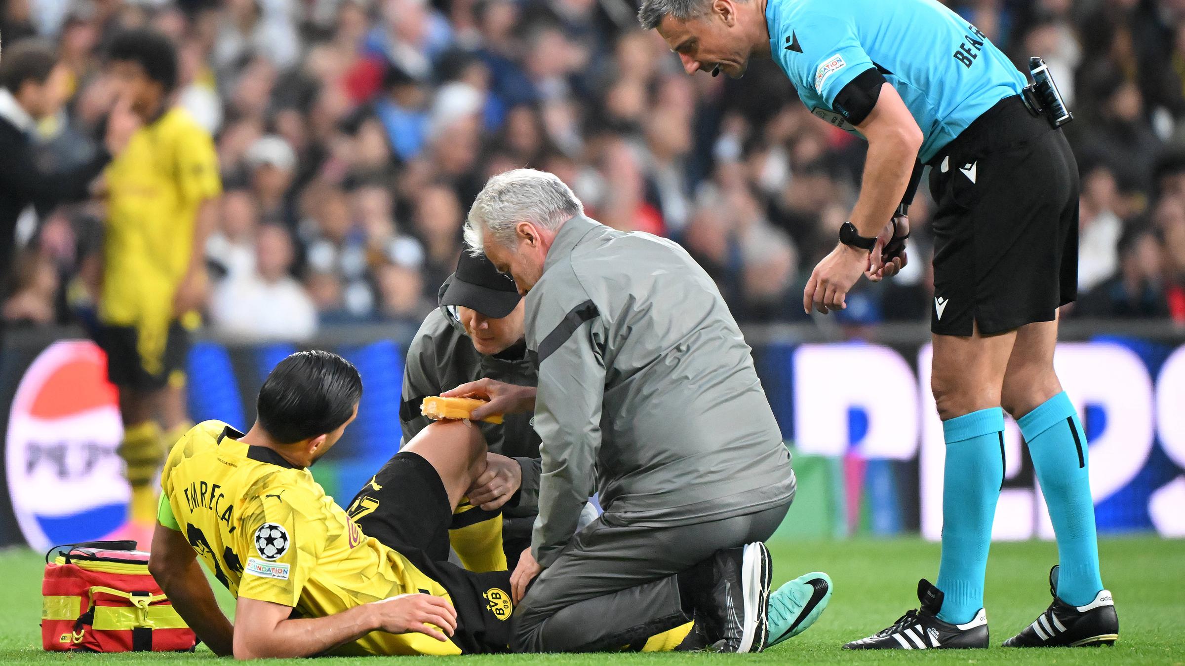 Champions-League-Finale, 2024, Borussia Dortmund - Real Madrid: Emre Can wird behandelt