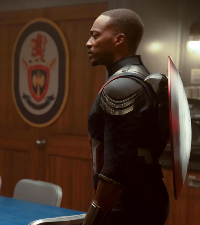 Harrison Ford (l) als President Thaddeus Ross und Anthony Mackie als Sam Wilson/Captain America in einer Szene des Films "Captain Amercia: Brave New World"