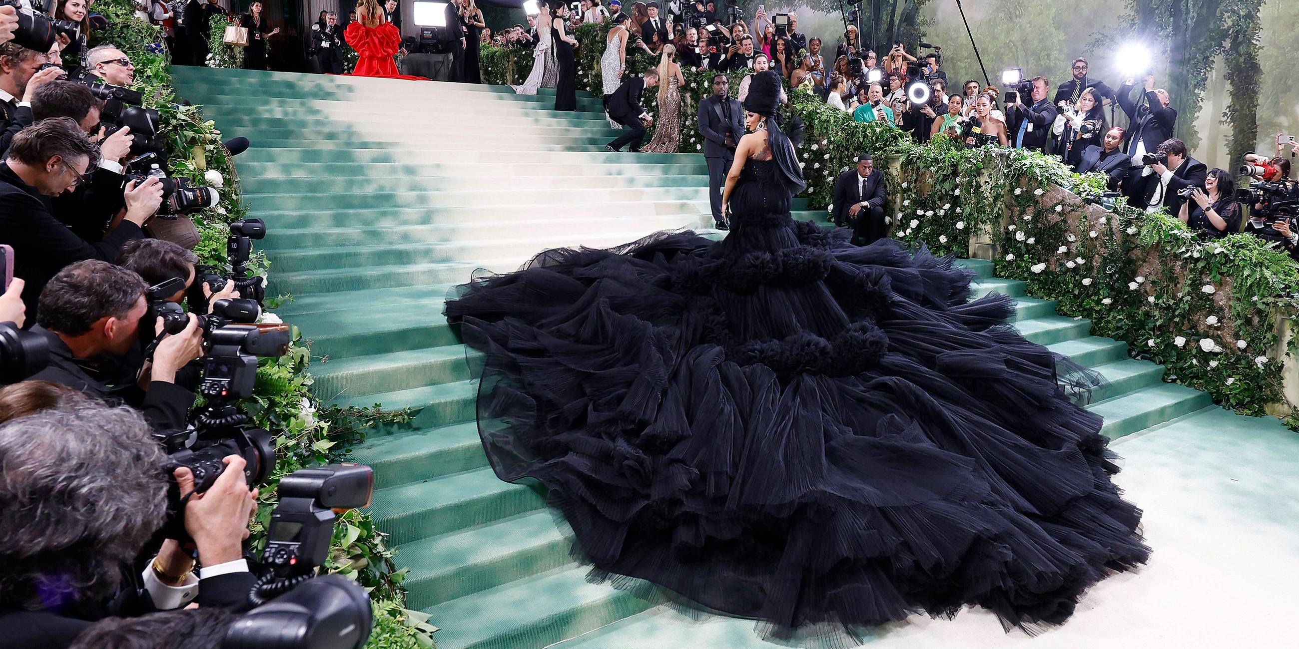 Cardi B kommt auf dem roten Teppich der Met Gala 2024 an, aufgenommen am 06.05.2024 in New York City