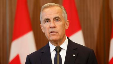 Premierminister Mark Carney spricht am Samstag, dem 22. August 2026, während einer Pressekonferenz auf dem Parliament Hill in Ottawa über Kanadas Reaktion auf die neuen US-Zölle.