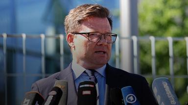 Umweltminister will Klimaanpassung ins Grundgesetz aufnehmen