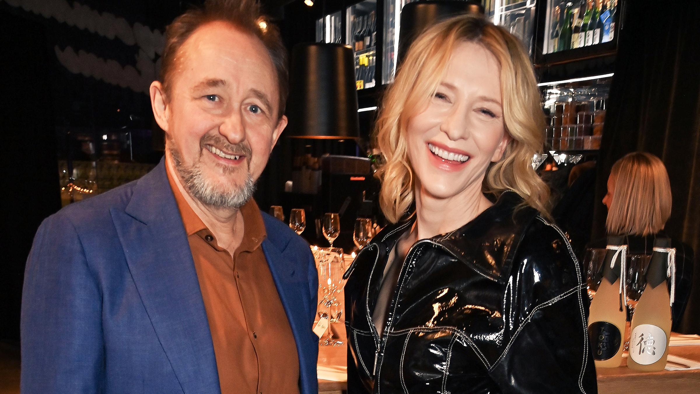  Cate Blanchett mit ihrem Ehemann Andrew Upton auf einer Werbeveranstaltung 