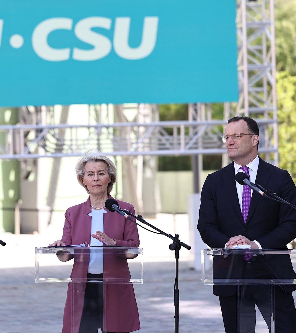 Jens Spahn, Chairman of the parliamentary group; Alexander Hoffmann, First Deputy Chairman and Chairman of the CSU Regional Group; and Ursula von der Leyen, President of the European Commission, hold a press conference ahead of the CDU/CSU