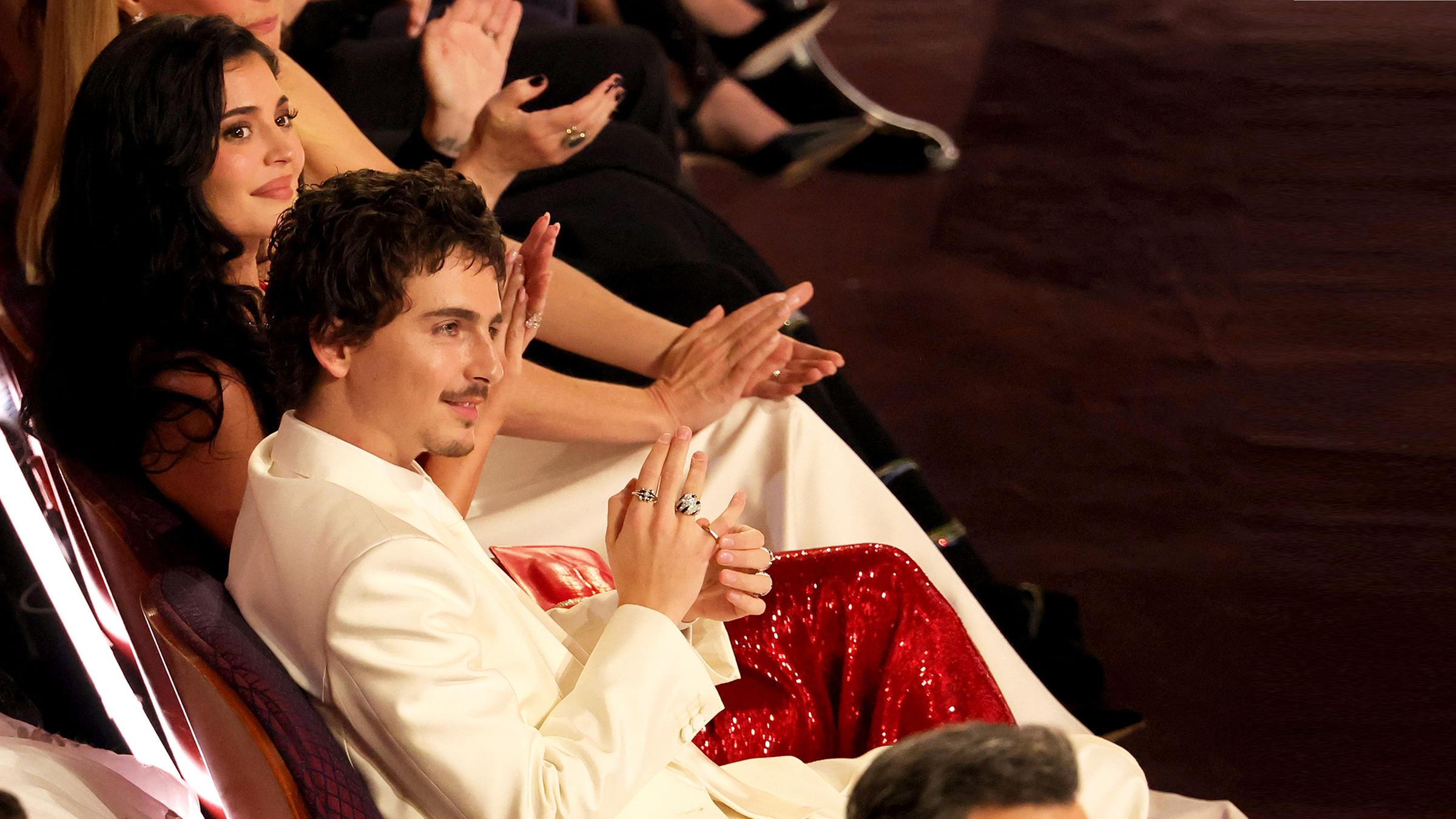 Timothée Chalamet galt als einer der Favoriten für einen Oscar als bester Hauptdarsteller, doch er ging leer aus. An seiner Seite war Freundin Kylie Jenner. 