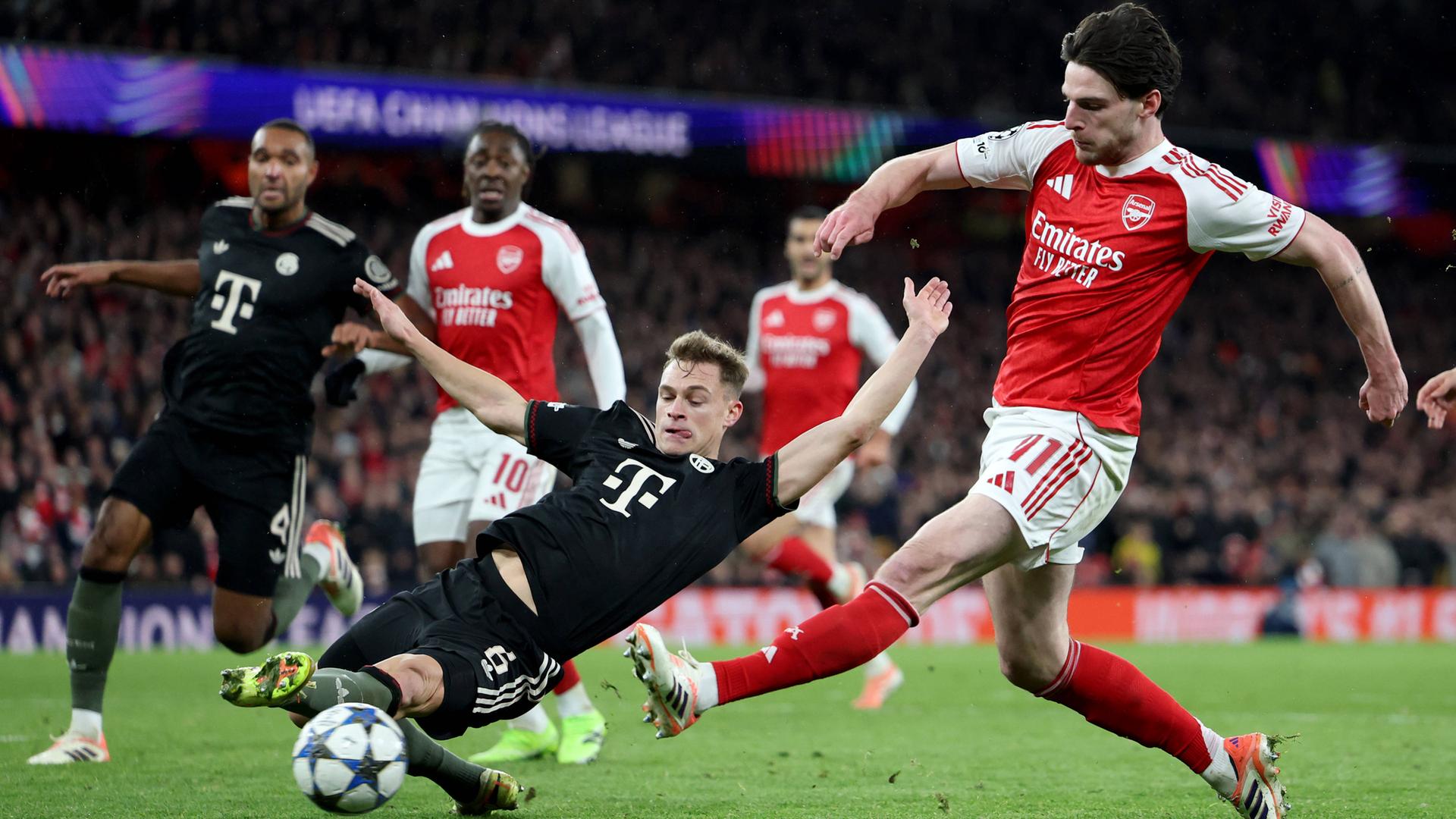 Szene aus dem Vorrundenspiel zwischen dem FC Arsenal und Bayern München 26. November.