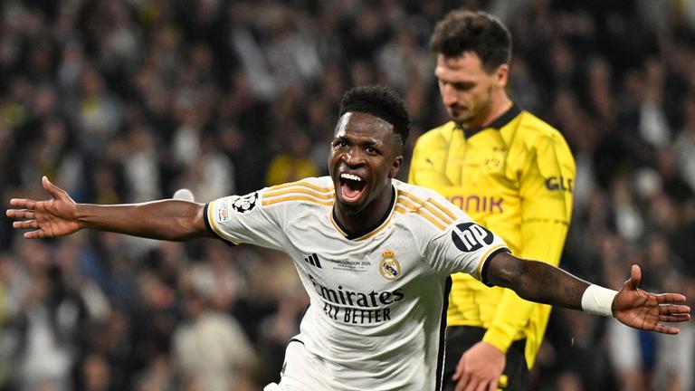 Vinicius Junior bejubelt sein Tor zum 2:0 gegen Borussia Dortmund.