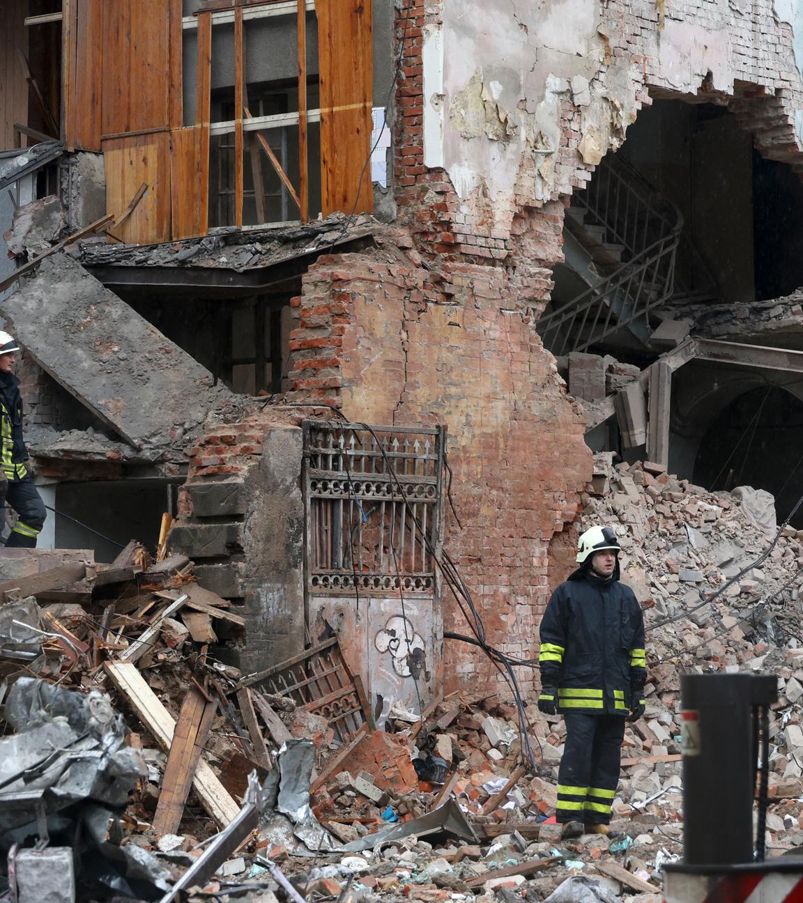 Ein zerstörtes Haus im ukrainischen Charkiw