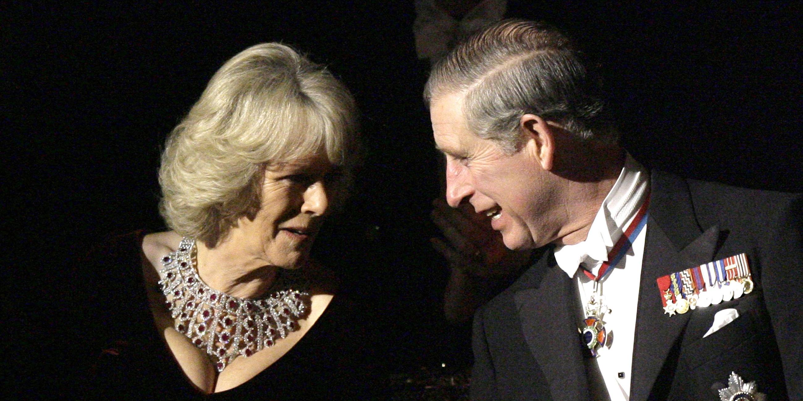 Charles und Camilla 2007 waehrend eines Besuchs in Philadelphia anlaesslich eines Konzerts der Academy of Music.