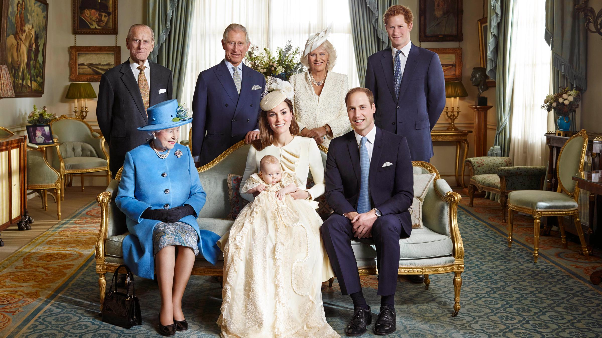 Famillienfoto bei der Taufe von Prinz George