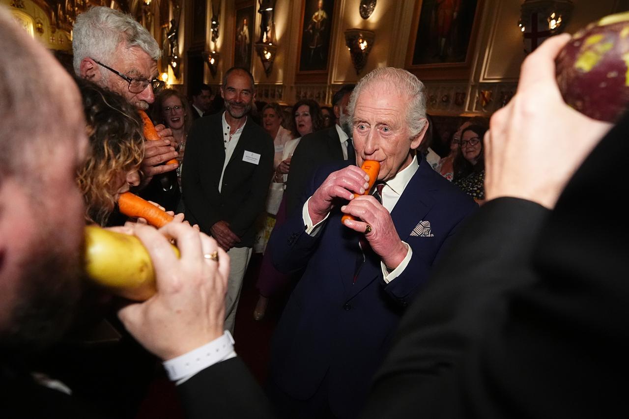 König Charles mit dem London Vegetable Orchestra