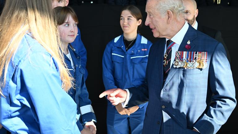 König Charles besucht Atom-U-Boot
