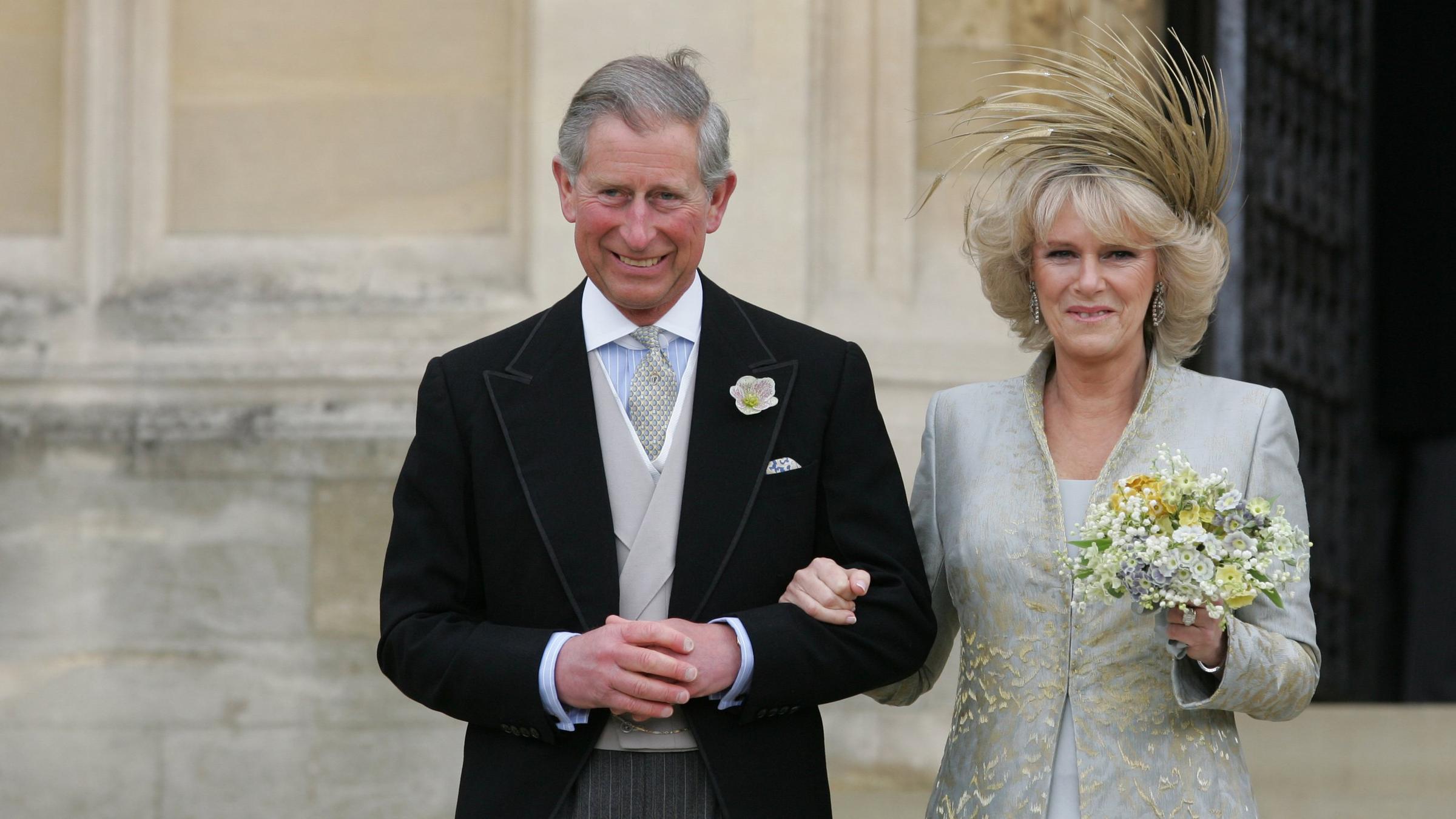 Prinz Charles und Camilla Parker Bowles nach ihrer Hochzeit am 9. April 2005