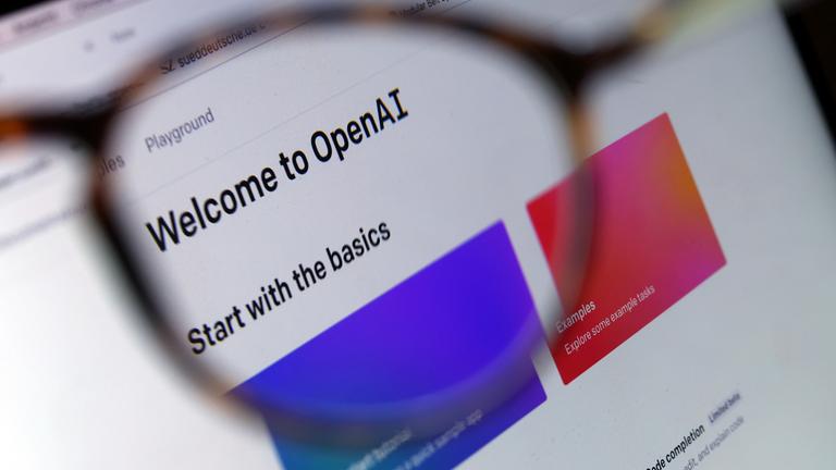 Die Homepage von ChatGPT. Künstliche Intelligenz, die Glückwunschkarten, Gedichte oder Sachtexte schreibt - und dabei verblüffend menschlich klingt.