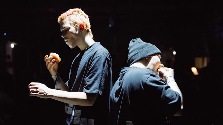 Chemnitz Moves: Jugendliche von Don Bosco verkörpern die Menschlichkeit