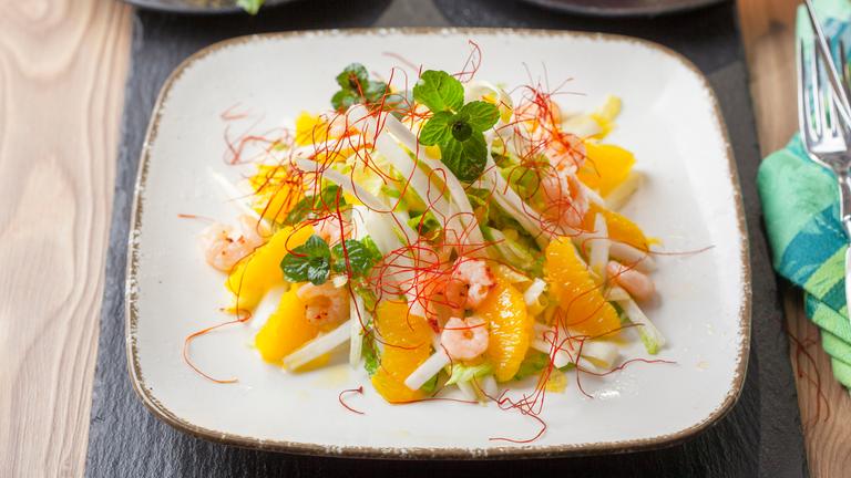 Marinierter Chicorée mit Chiligarnelen