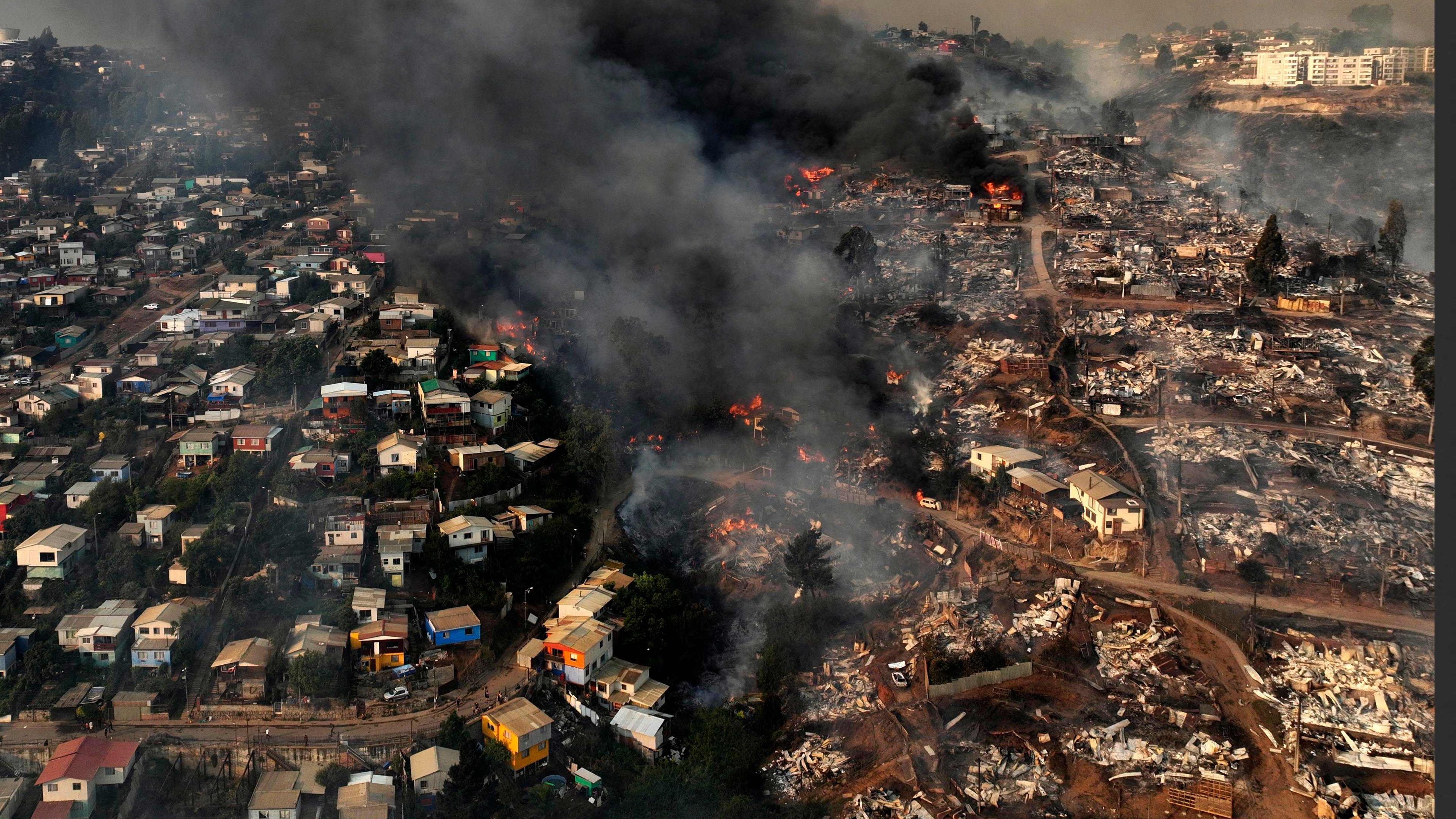 CHILE-FIRE-WILDFIRES