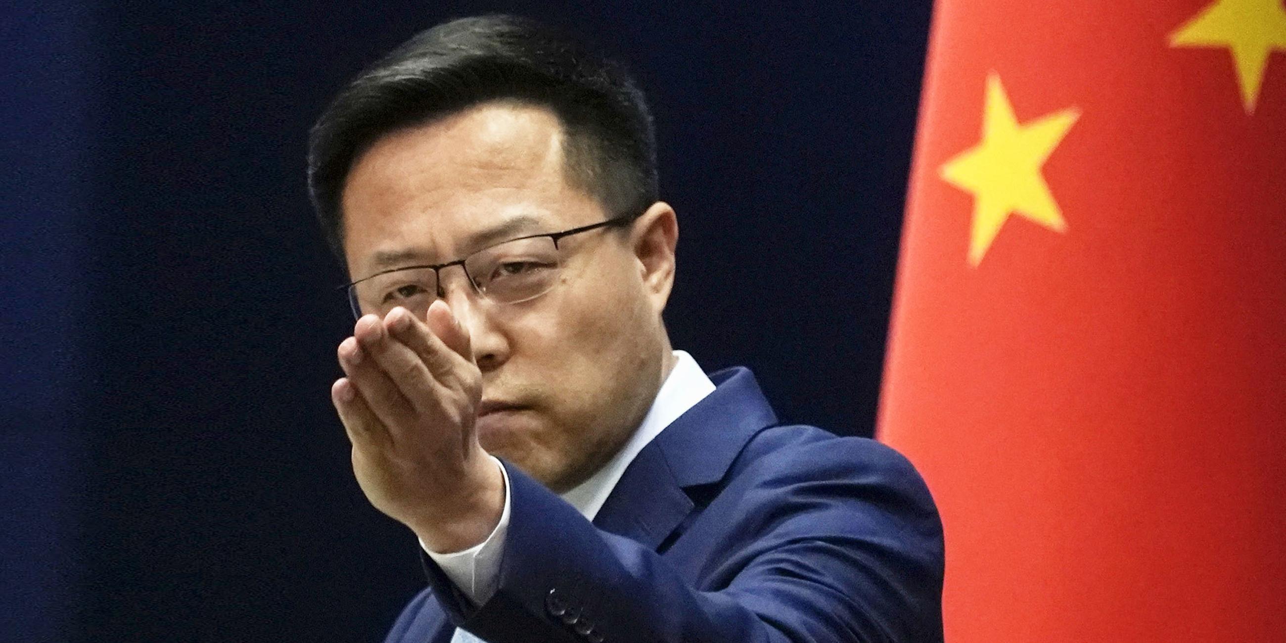  Zhao Lijian
