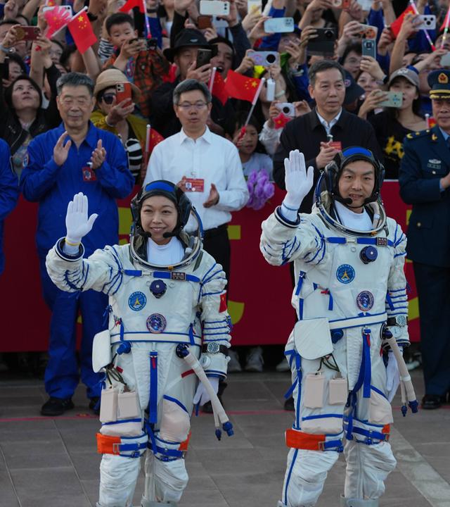 China schickt neue Besatzung zur Raumstation "Tiangong"