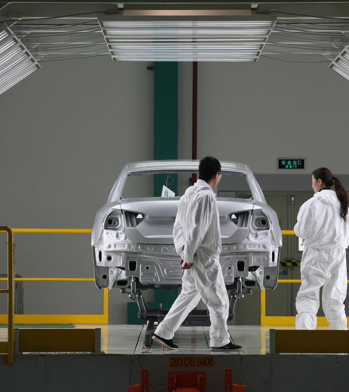 China: Mitarbeiter im VW-Werk in Nanjing, Archivbild