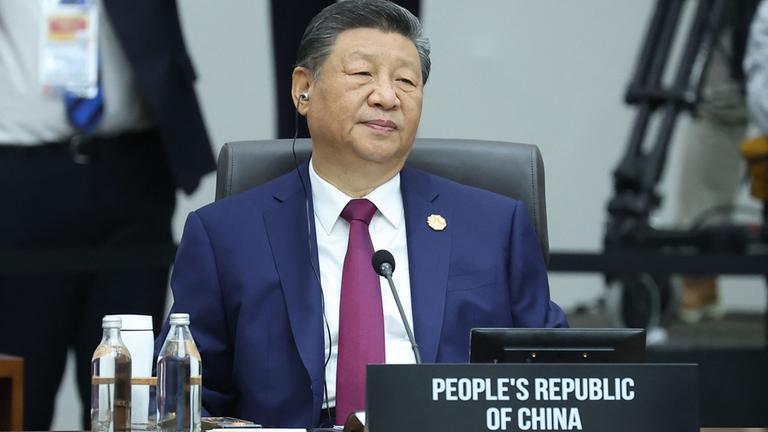 Chinas Präsidenten Xi Jinping bei einer Sitzung des APEC-Gipfels in Gyeongju. 