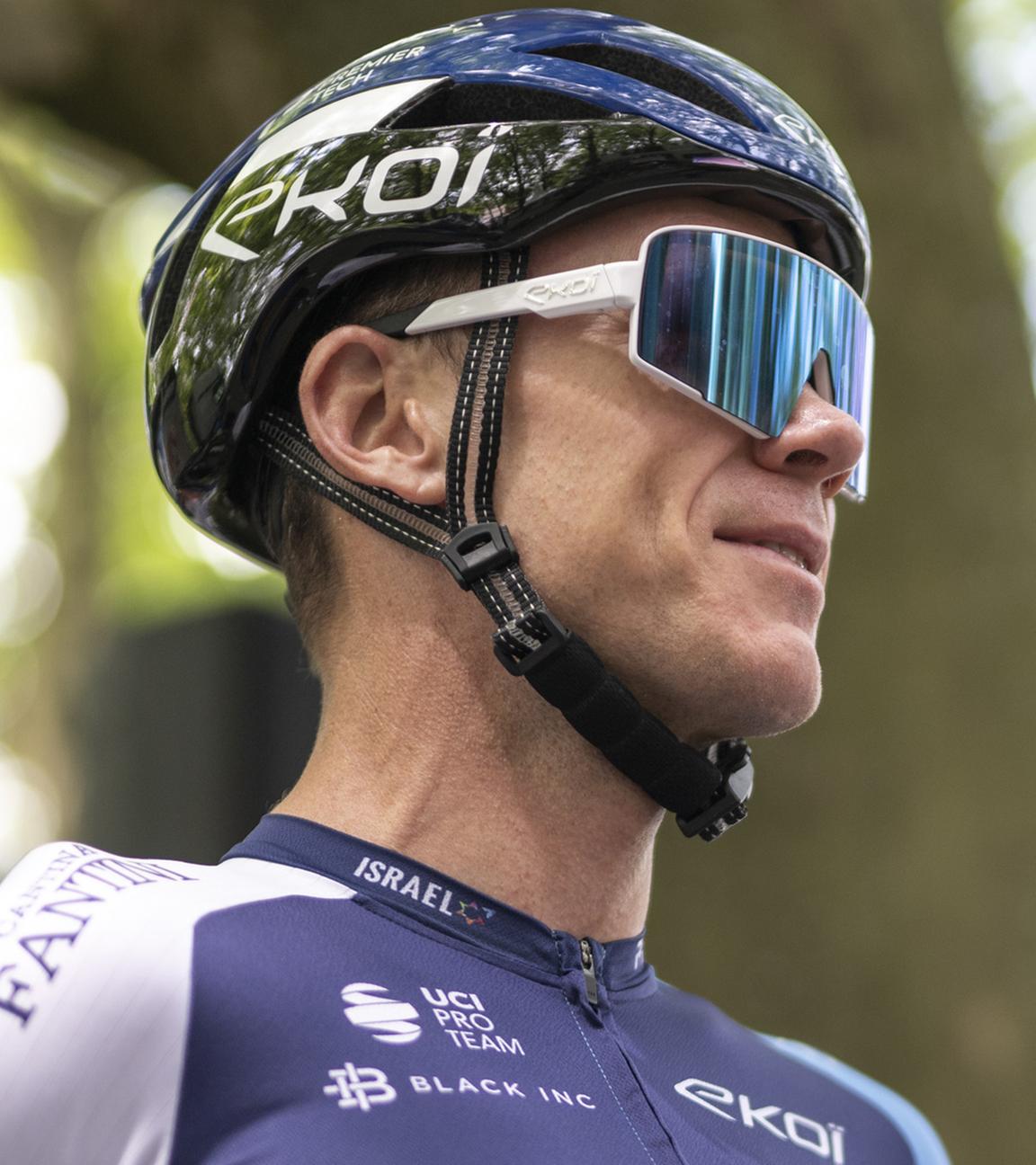 Die Radfahrer Chris Froome und Michael Woods am 16. Juli 2025.