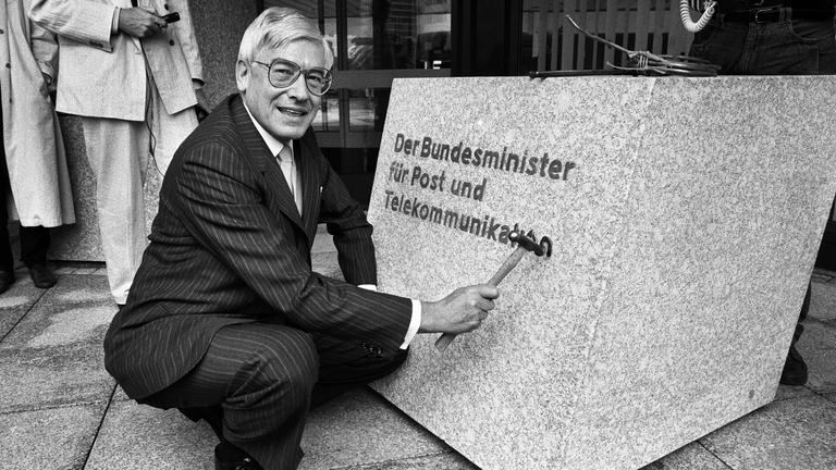 Christian Schwarz-Schilling (Archivfoto 1989)