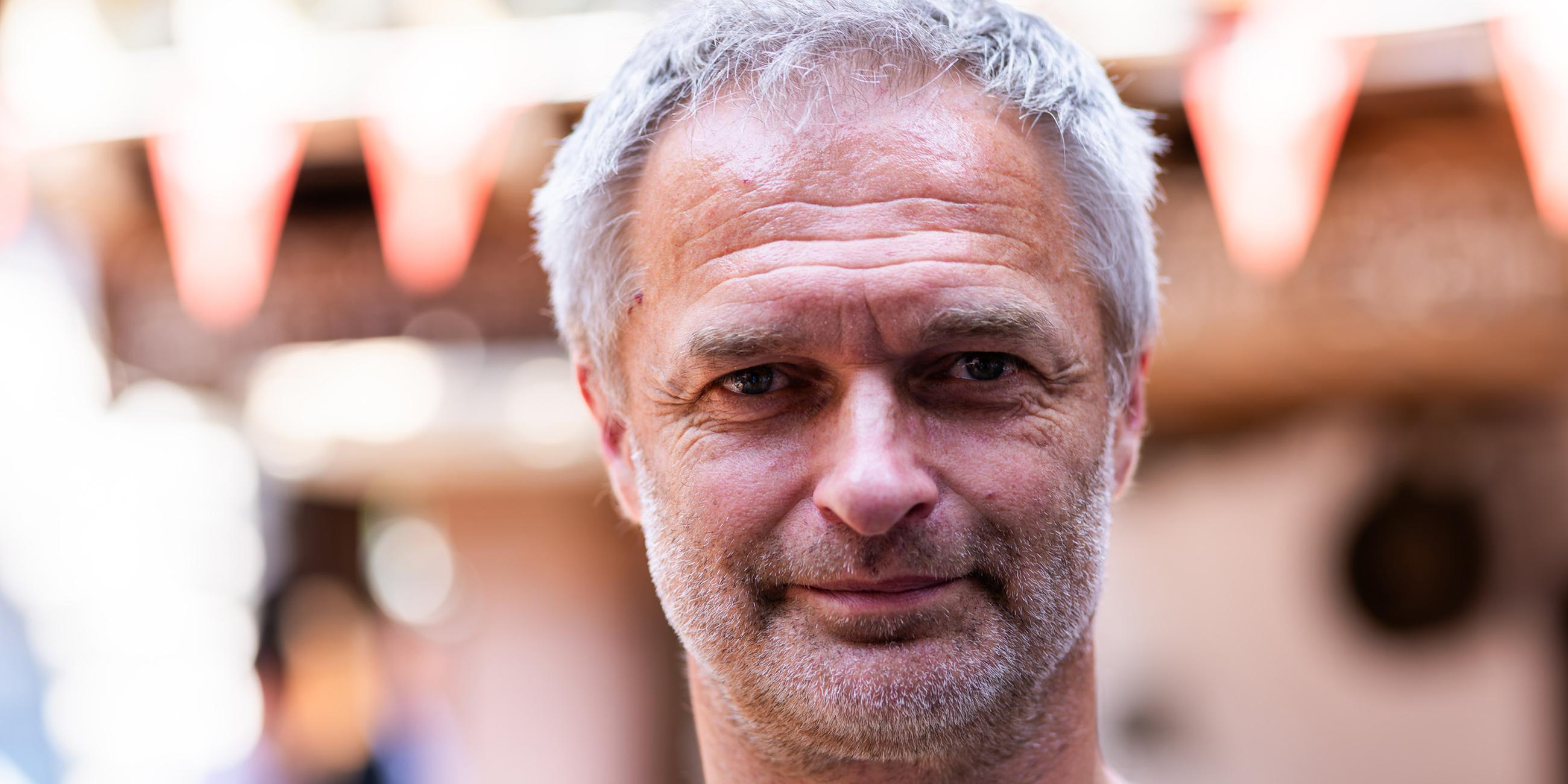 Porträt des Trainers der Frauenfußballnationalmannschaft Christian Wück.