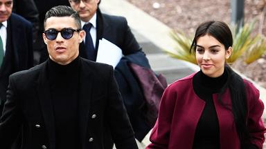Fußballer Christiano Ronaldo mit seiner Ehefrau.