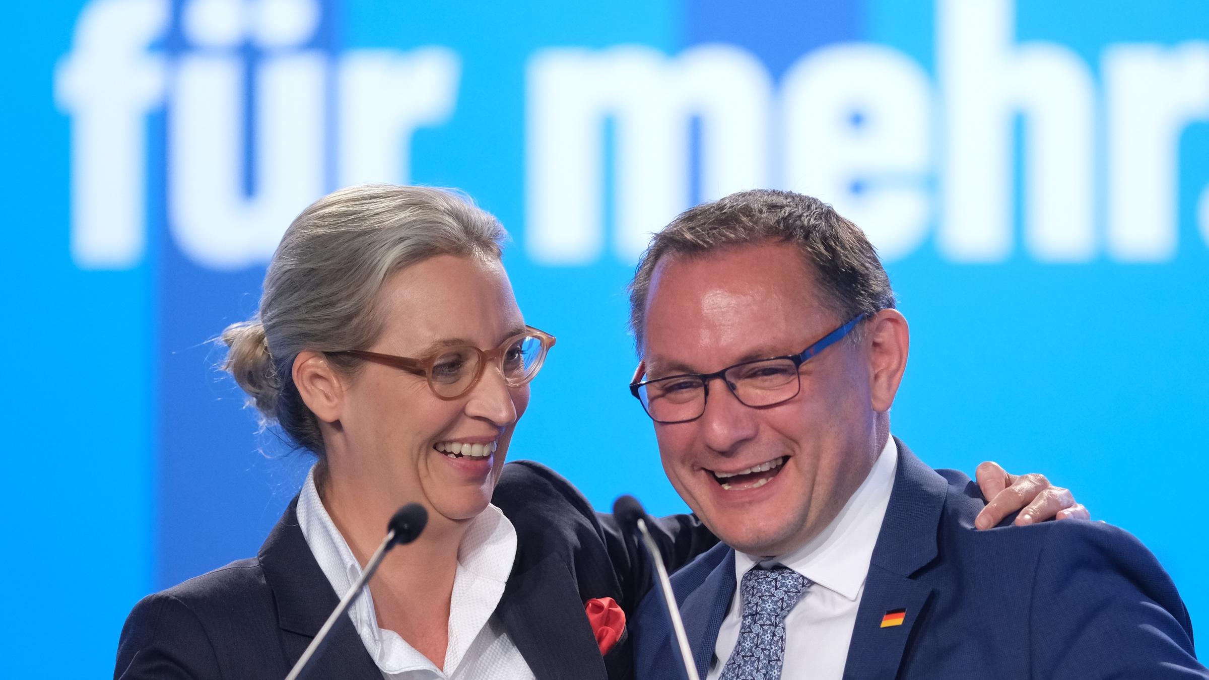 Die AfD-Chefs Chrupalla und Weidel beim Europa-Parteitag im August.
