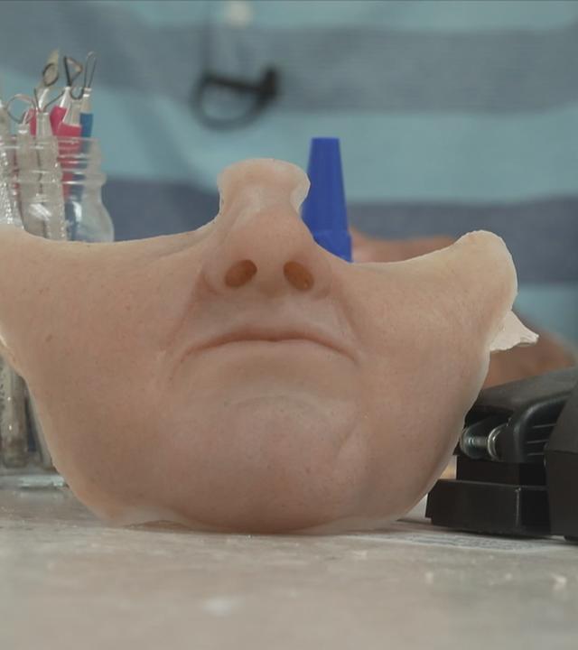 Gesichtsmaske aus Silikon