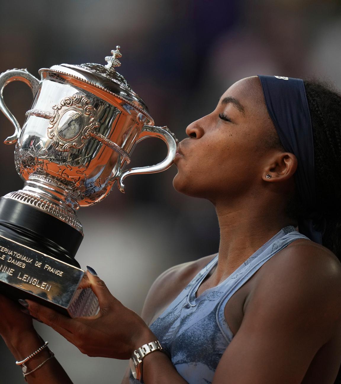 US-Amerikanerin Coco Gauff feiert ihren Sieg bei den French Opens am 07.06.2025.