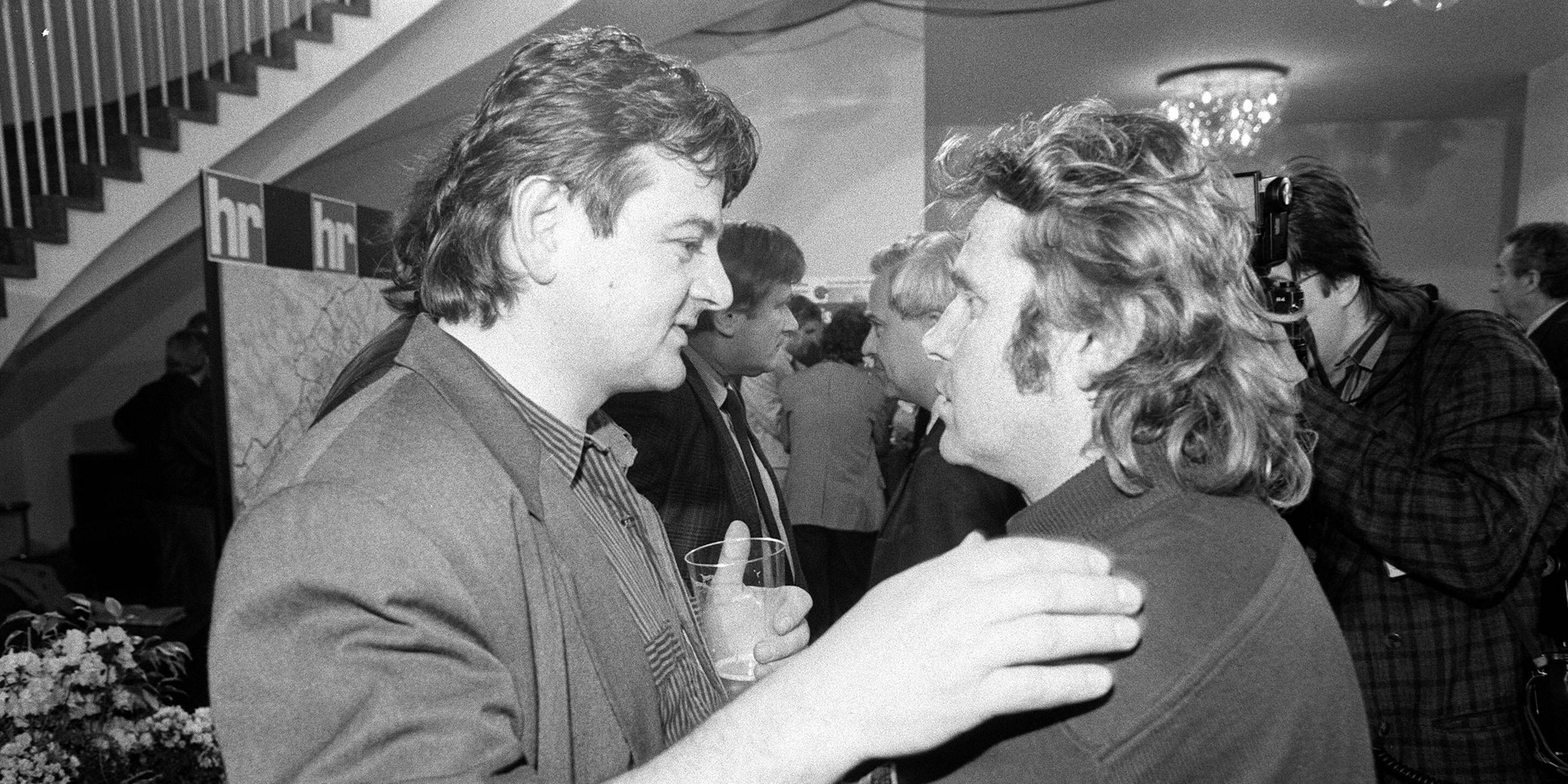 Archiv: Joschka Fischer (l.) undDaniel Cohn-Bendit , aufgenommen am 21.02.1987 in Frankfurt am Main